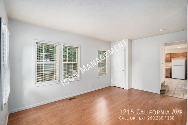 Photo - 1215 California Ave