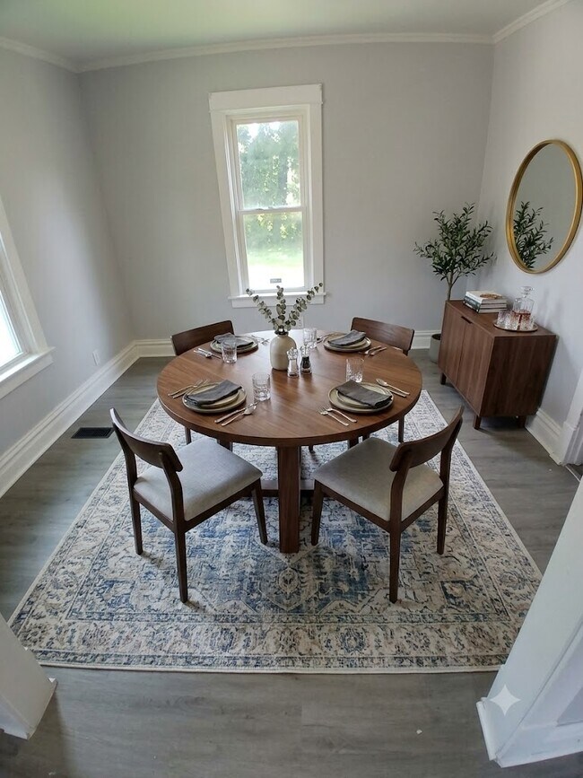 Photo - 207 N Johnston Ave
