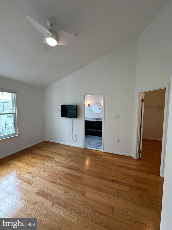 Photo - 917 Halleck Dr