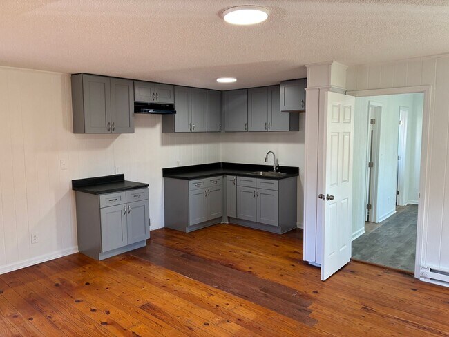 Photo - 1375 Lymon Reece Rd Unit 1375-B Lymon Reece Road