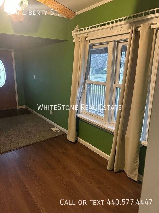 Photo - 244 Liberty St