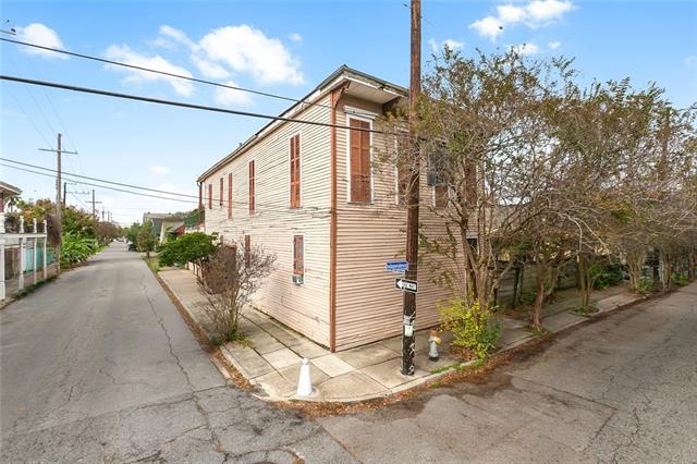 Photo - 3621 Burgundy St