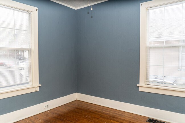 Photo - 1105 Hamilton Way Unit A