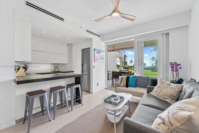 Photo - 15713 Fisher Island Dr Unidad 15713