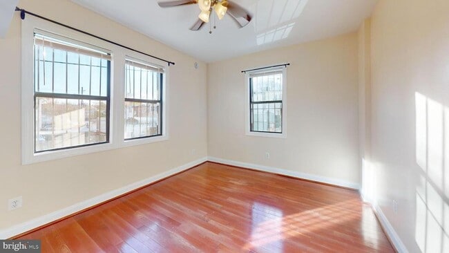 Photo - 315 Evarts St NE Unit T6