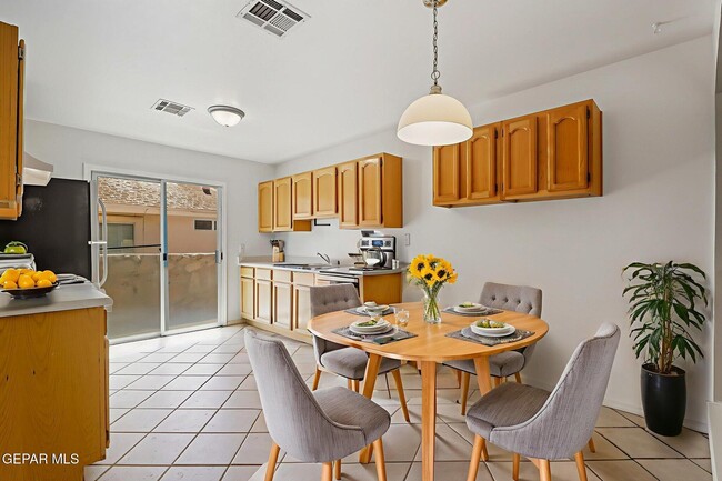 Photo - 12504 Jon Evans Dr