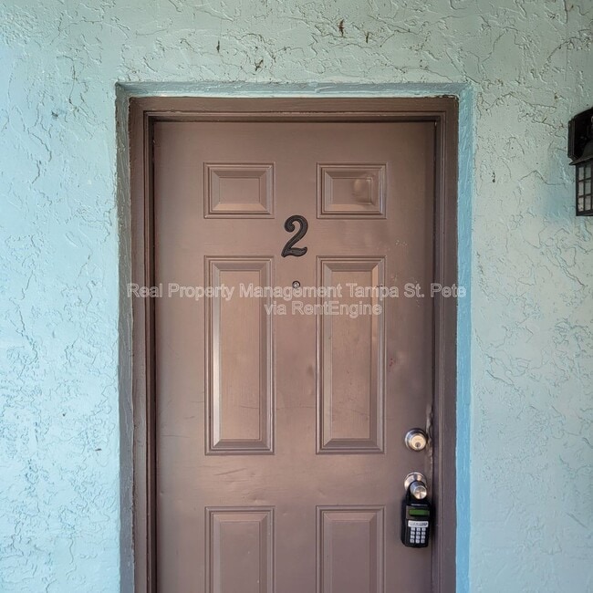 Photo - 8427 N 39th St Unidad 2