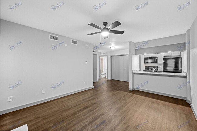 Photo - 9520 Royal Ln Unit 116