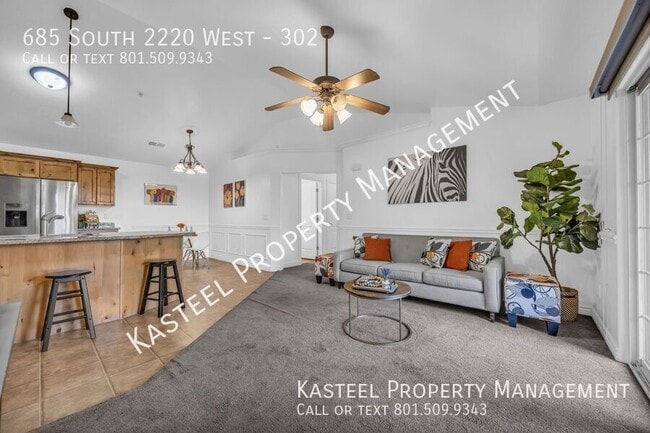 Photo - 685 S 2220 W Unidad 302