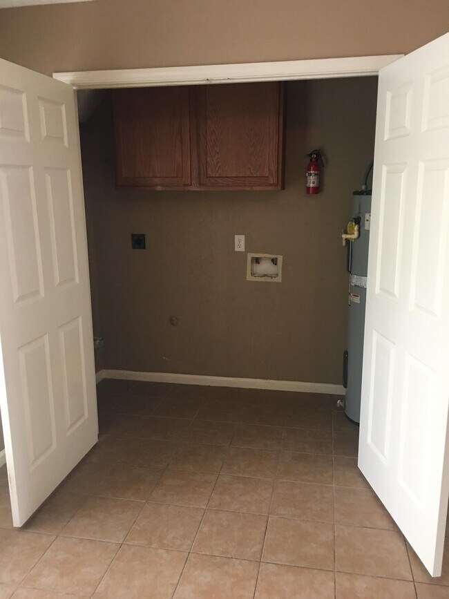 Photo - 21479 W Wallis Dr