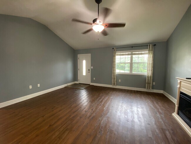 Photo - Your Dream Rental Awaits in Osage Hills – ...