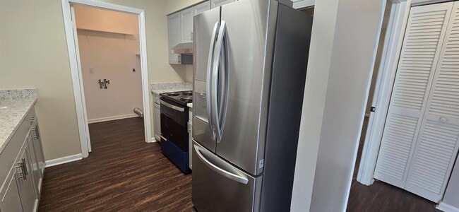 Photo - 4050 SE 22nd Ave