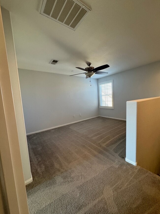 1460 Mockingbird Ct