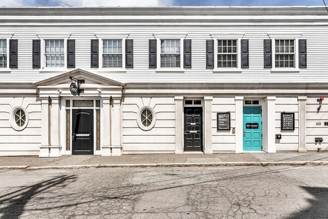 Photo - 7 Wallis St Unit 2