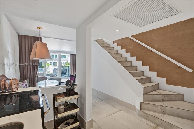 Photo - 5401 Collins Ave Unit 138