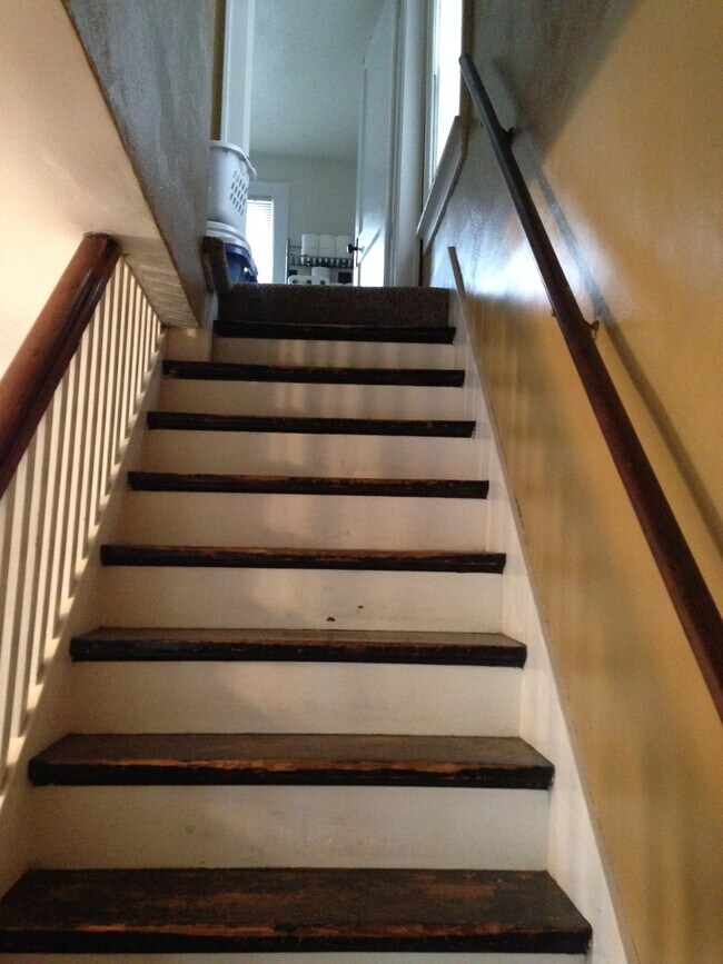 Photo - 147 James Ave