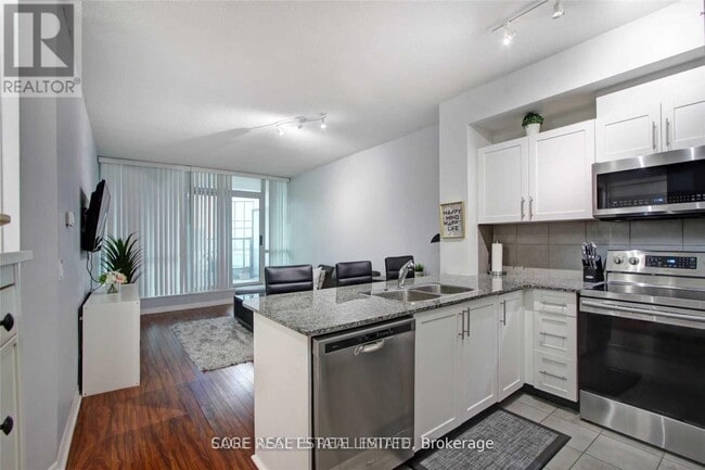 Photo - 16 Yonge St Unit 314