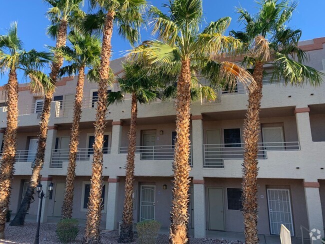 Building Photo - 2 bedroom condo in Laughlin!