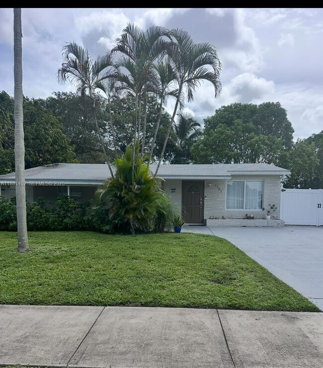 Photo - 6180 SW 42nd Ct