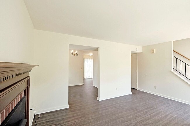 Photo - Move-in Ready/Pet-Friendly Briarwood Duplex