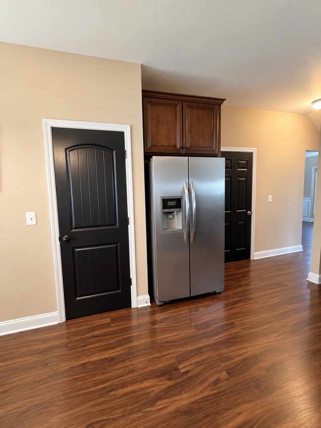 424 Strawberry Walk