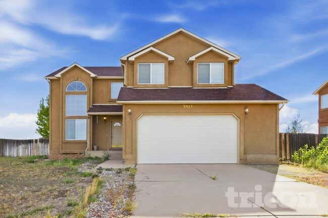 3941 Roan Dr