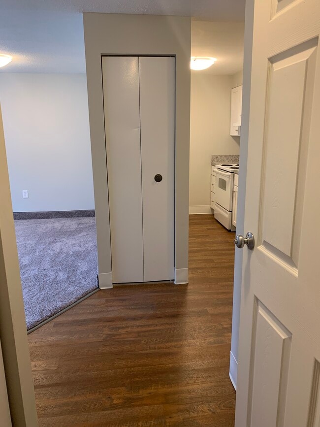 Photo - Riverboat Village