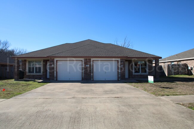 Photo - 4204 Elms Run Cir Townhome