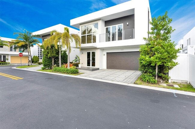 Photo - 7535 NW 98th Ave