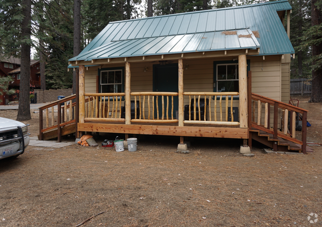 Building Photo - Cozy cabin in the woods Unit #2 Rental