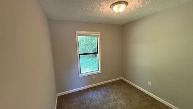 Photo - 80 Otsego Dr