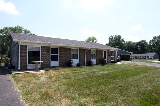 Photo - Hillcrest Apartments