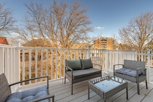Photo - 71 Adams St Unit 3