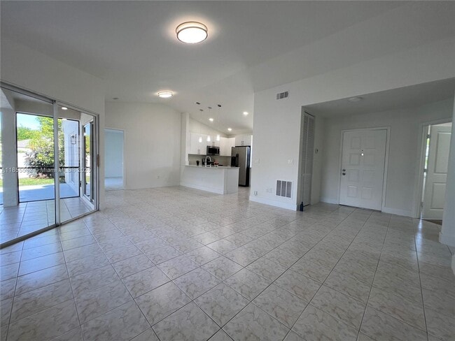 Photo - 12004 NW 13th St