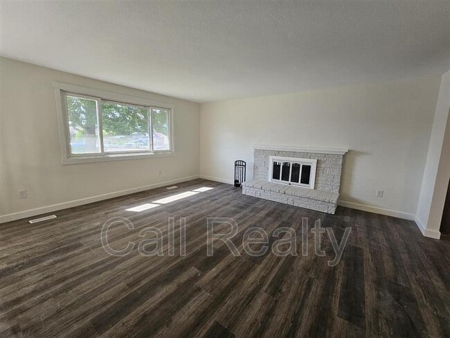 Photo - 1724 N Lee St