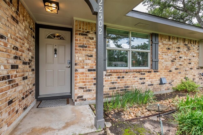 Photo - 22502 Fields Ln