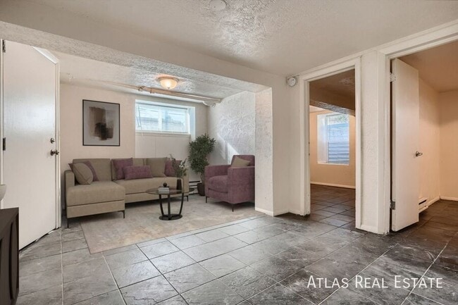 Photo - 1569 Lima St Unit 3