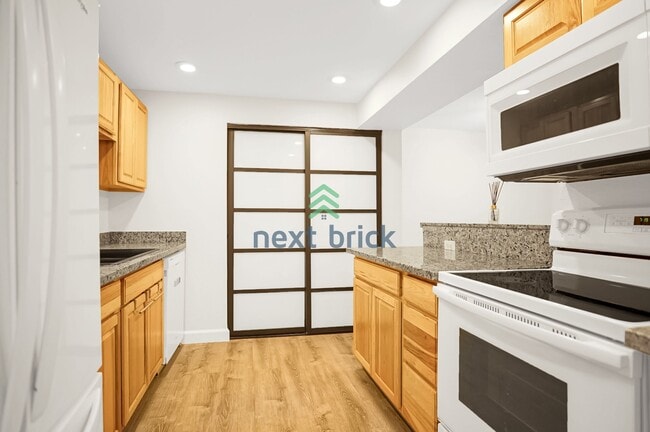 Photo - Charming 2 Bedroom 1 Bathroom Condo!