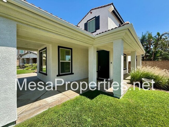 Photo - 5729 Nutwood Pl