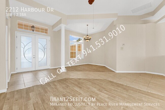 2212 Harbour Dr