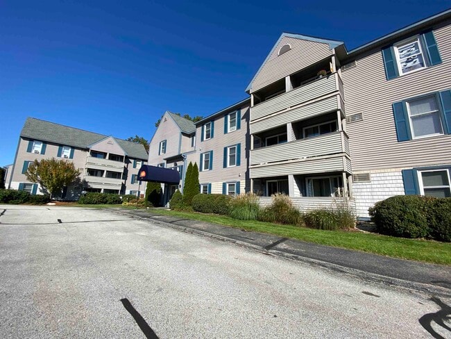 Building Photo - 177 Eastern Ave Unit 104