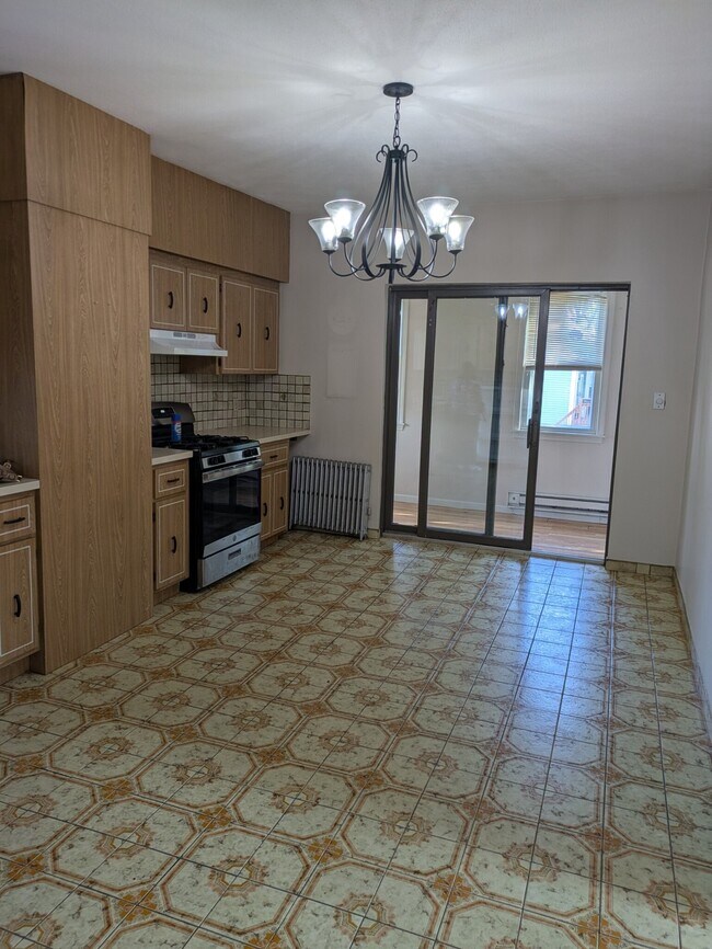 Photo - 31 Chaucer St Unit 2