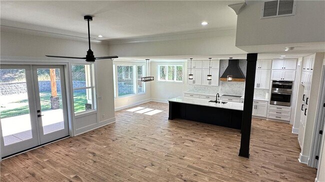 Photo - 3527 Bailey Rd