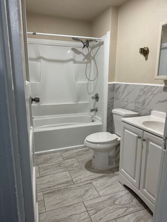 Spacious Remodeled Home in Binghamton, NY Rental For Rent in Binghamton