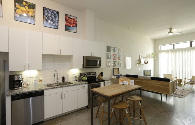 1BR-1BA 845sf