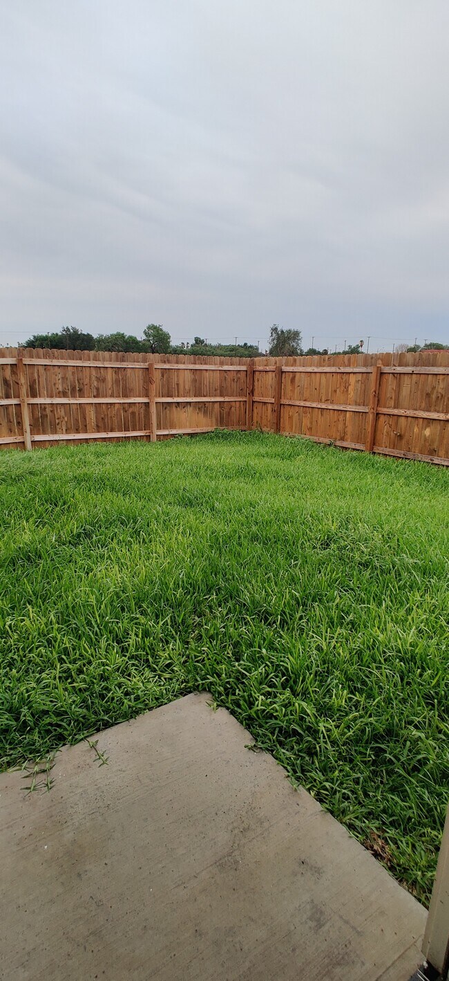 Photo - 3912 Zenaida Ave