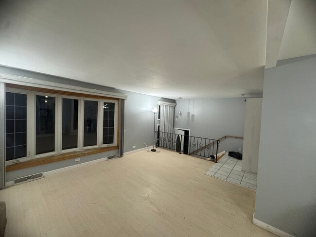 Photo - 225 E River Rd