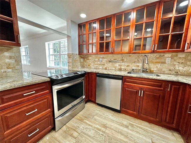 Building Photo - 2301 NE 14th Street Causeway Unit 306E