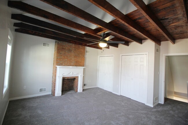 Photo - 1928 Harcum Way