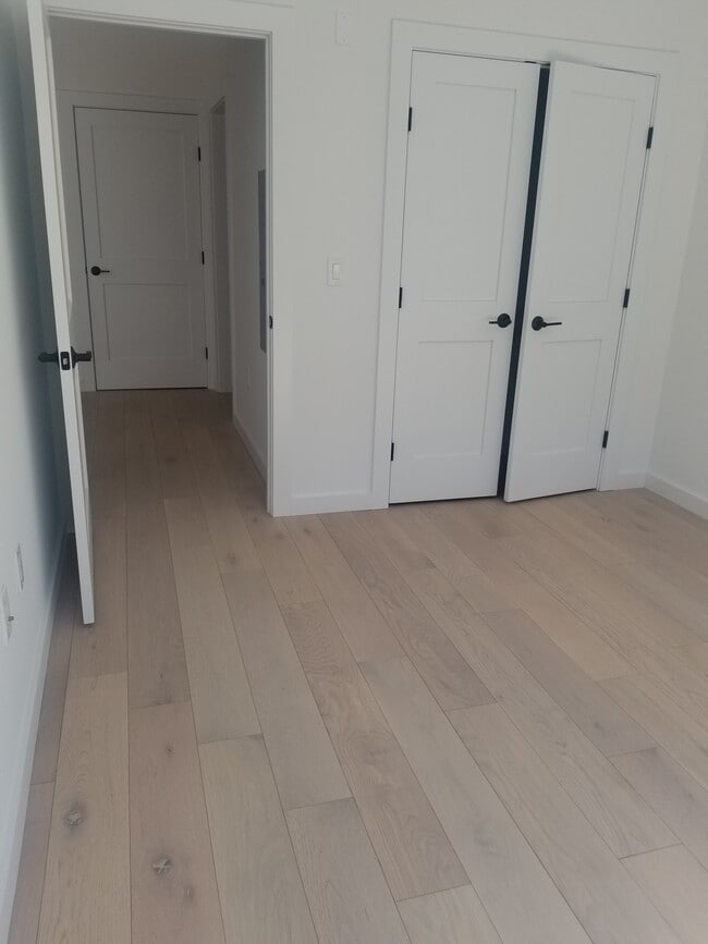 Photo - 425 3rd St Unit 205